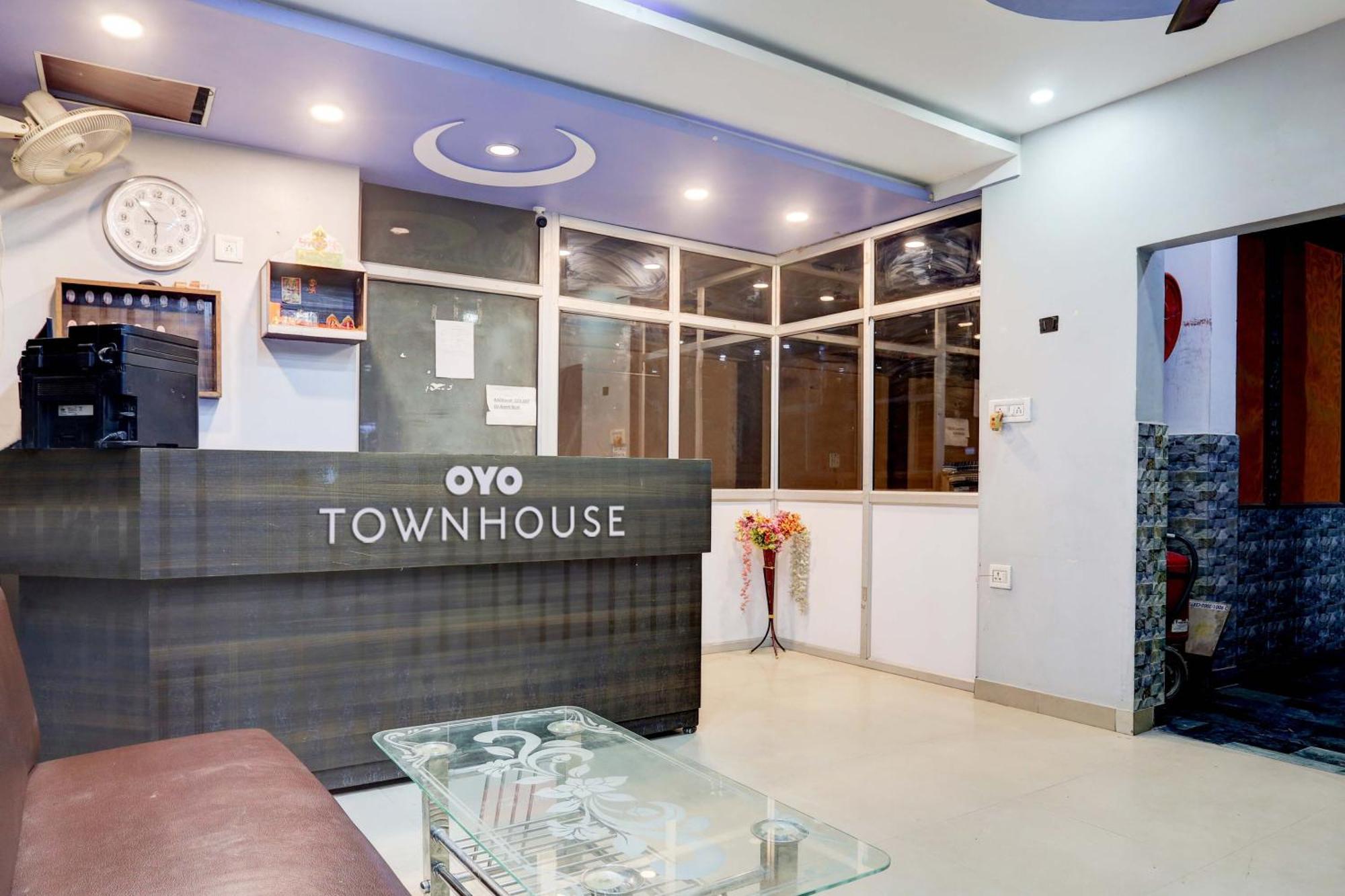 Collection O Hotel Moon Light Lucknow Bagian luar foto
