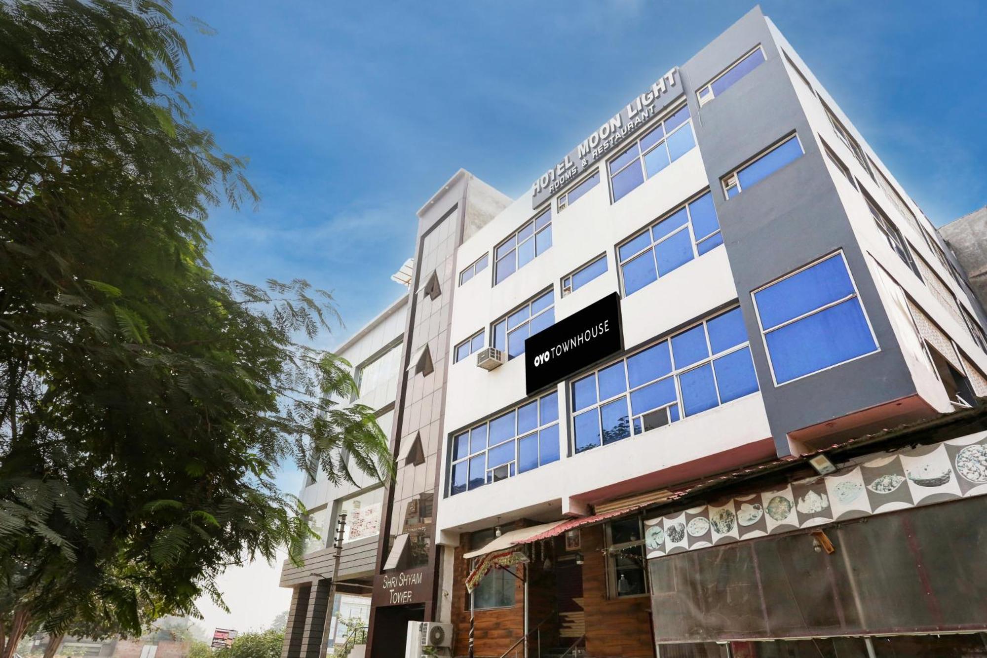 Collection O Hotel Moon Light Lucknow Bagian luar foto